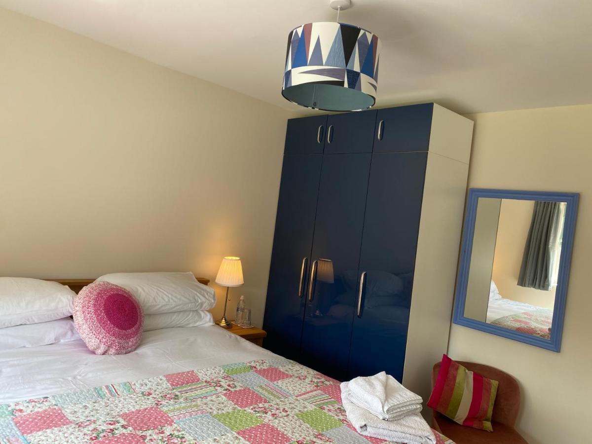 Wellington View One En Suite Shower And Super King Bed المظهر الخارجي الصورة