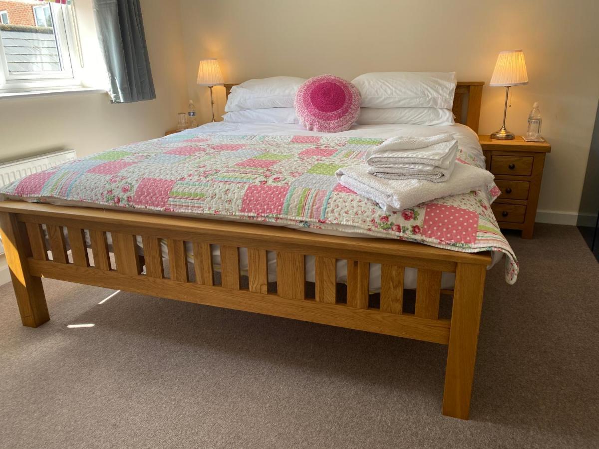 Wellington View One En Suite Shower And Super King Bed المظهر الخارجي الصورة